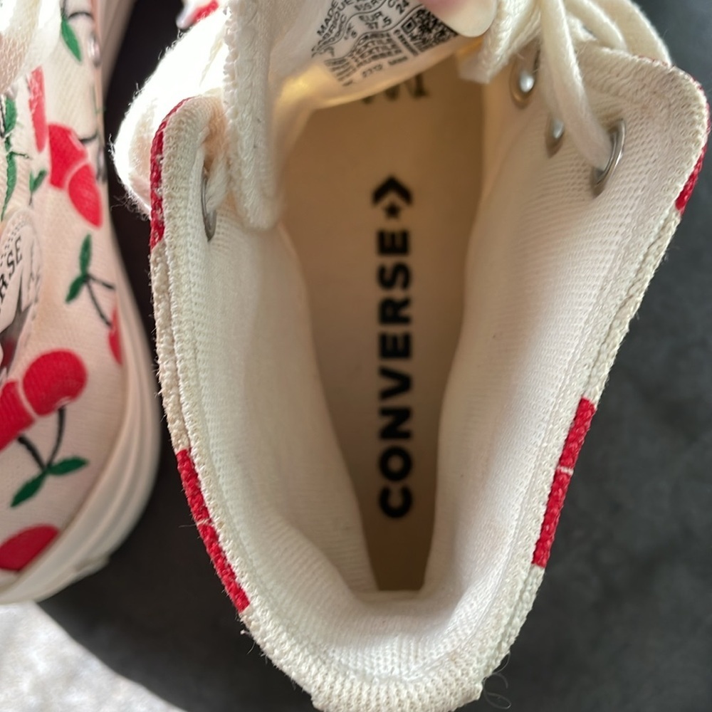 CONVERSE CHUCK TAYLOR ALL STAR LIFT PLATFORM CHERRIES - Picture 7 of 13